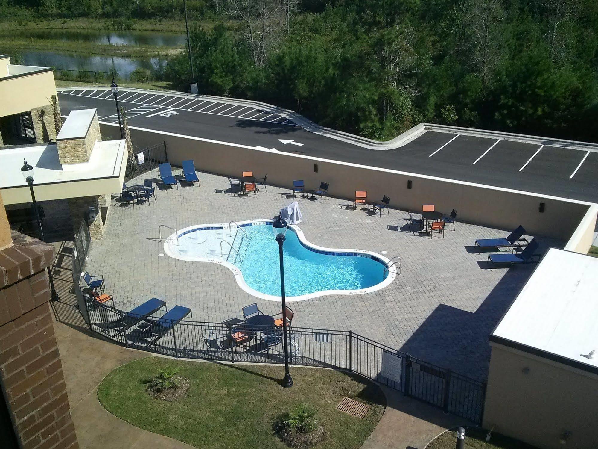 Courtyard By Marriott Jacksonville Dış mekan fotoğraf